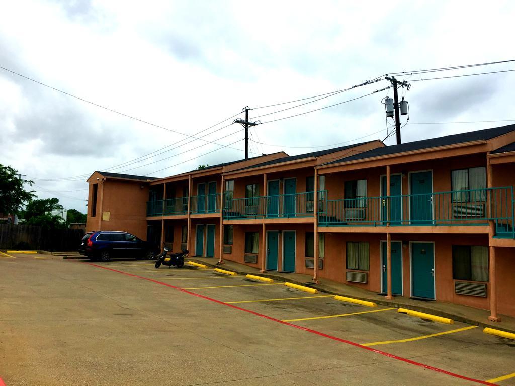 Crown Inn Grand Prairie Esterno foto