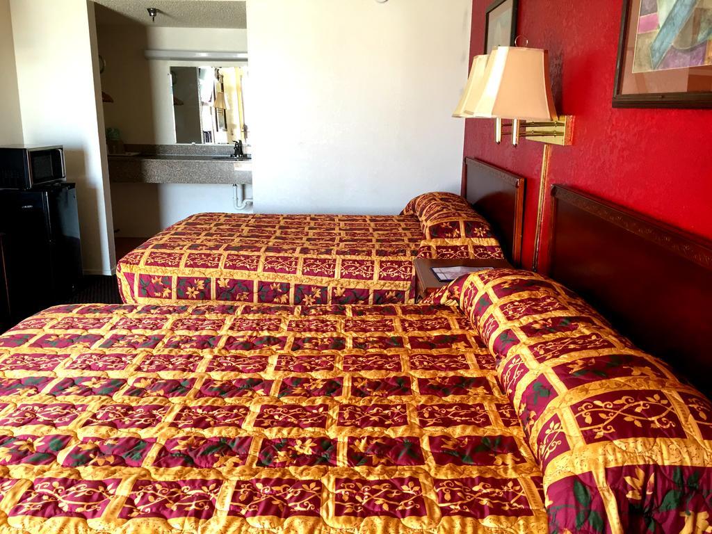 Crown Inn Grand Prairie Esterno foto