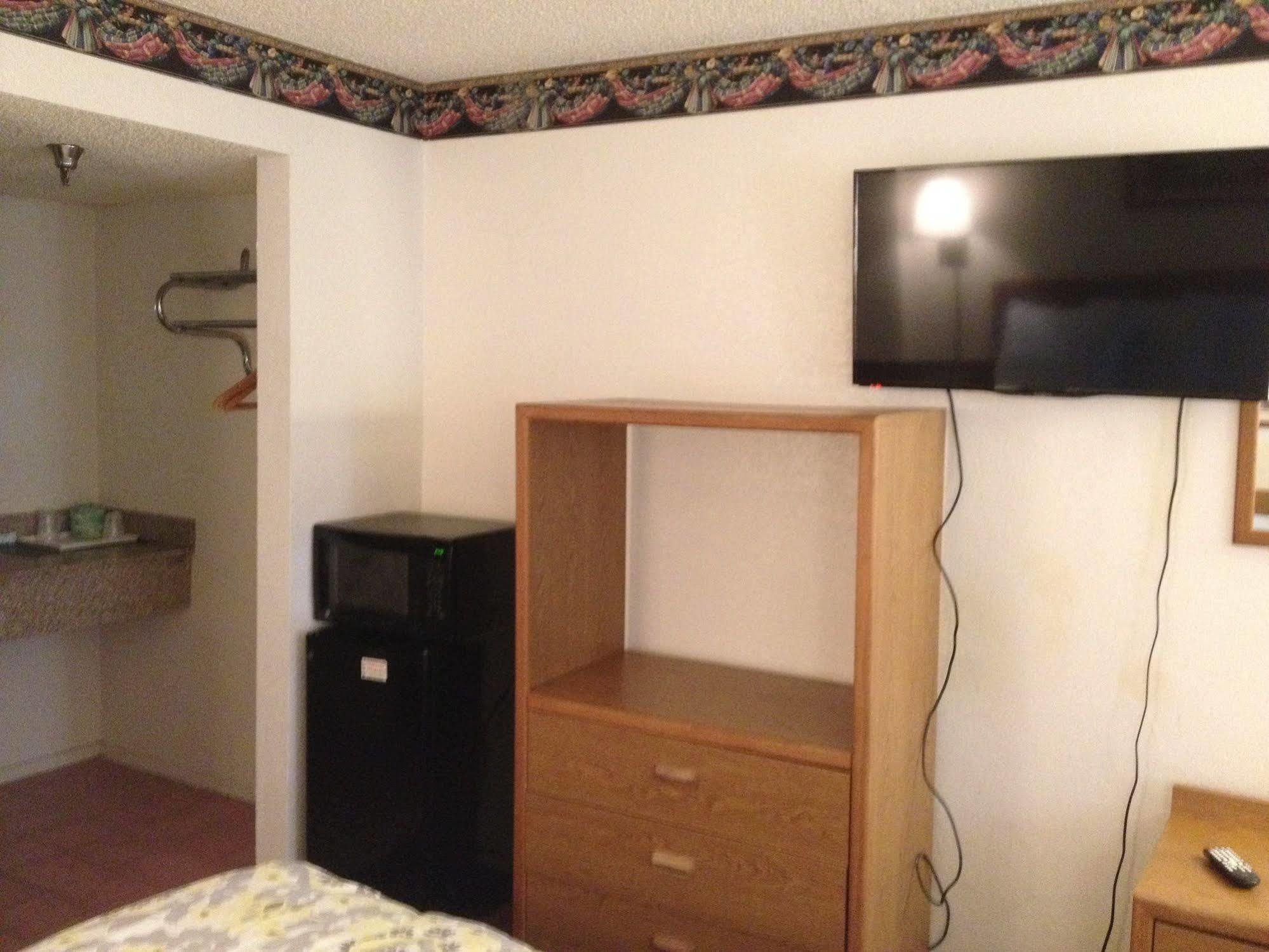 Crown Inn Grand Prairie Esterno foto