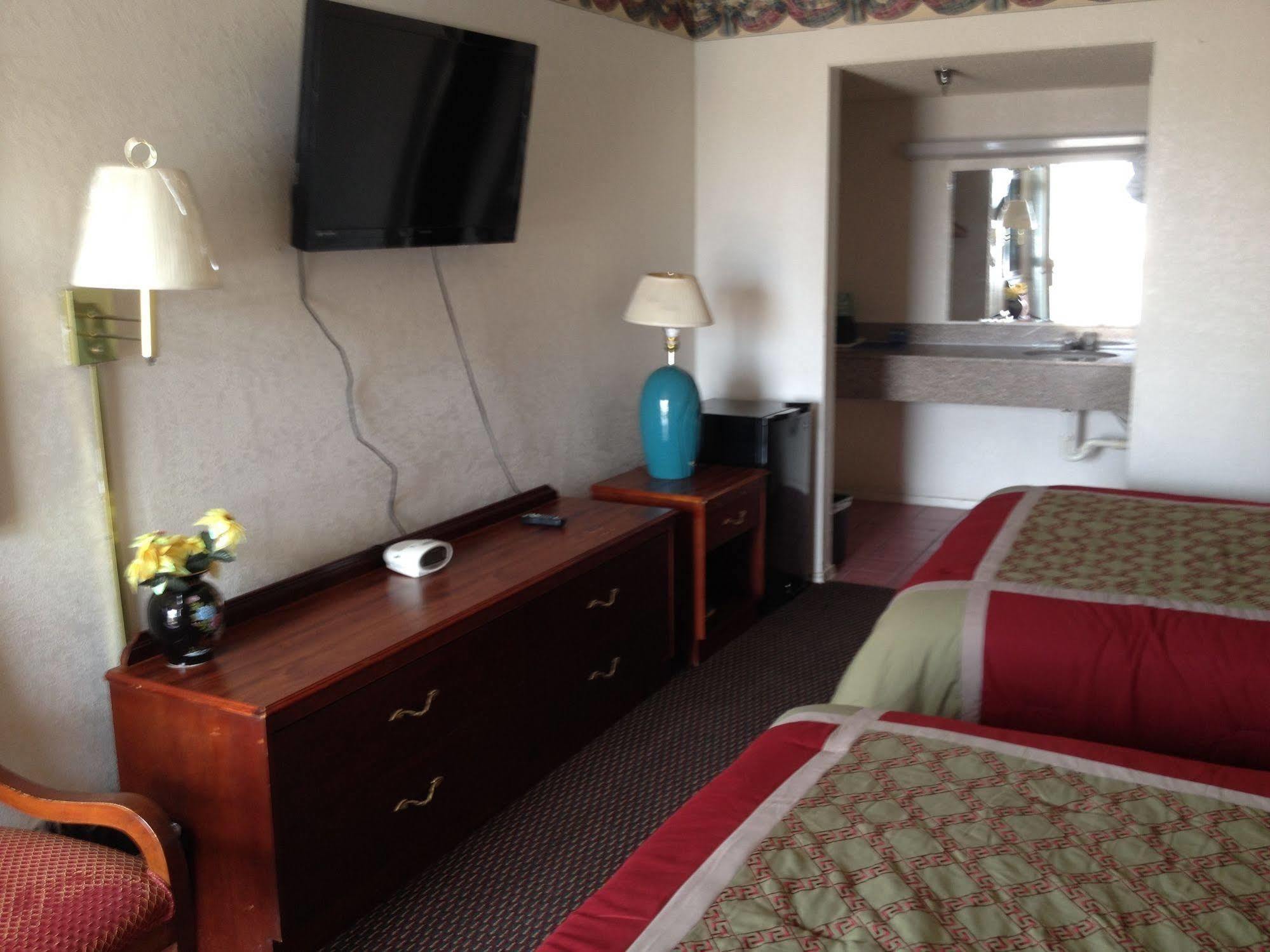 Crown Inn Grand Prairie Esterno foto